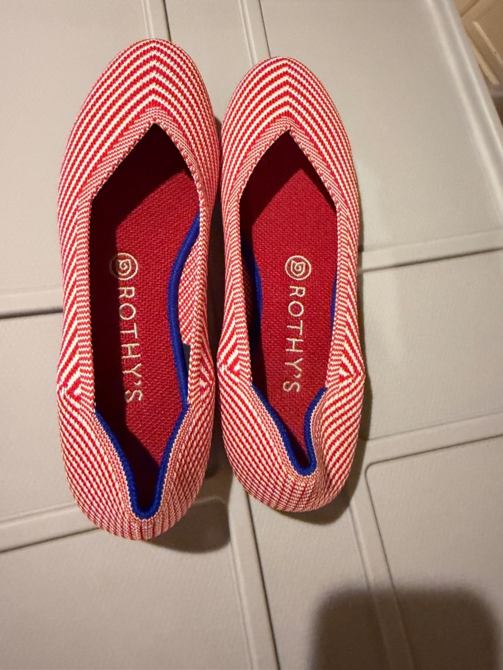 Rothy's 8 flats- rare red and white striped - never worn